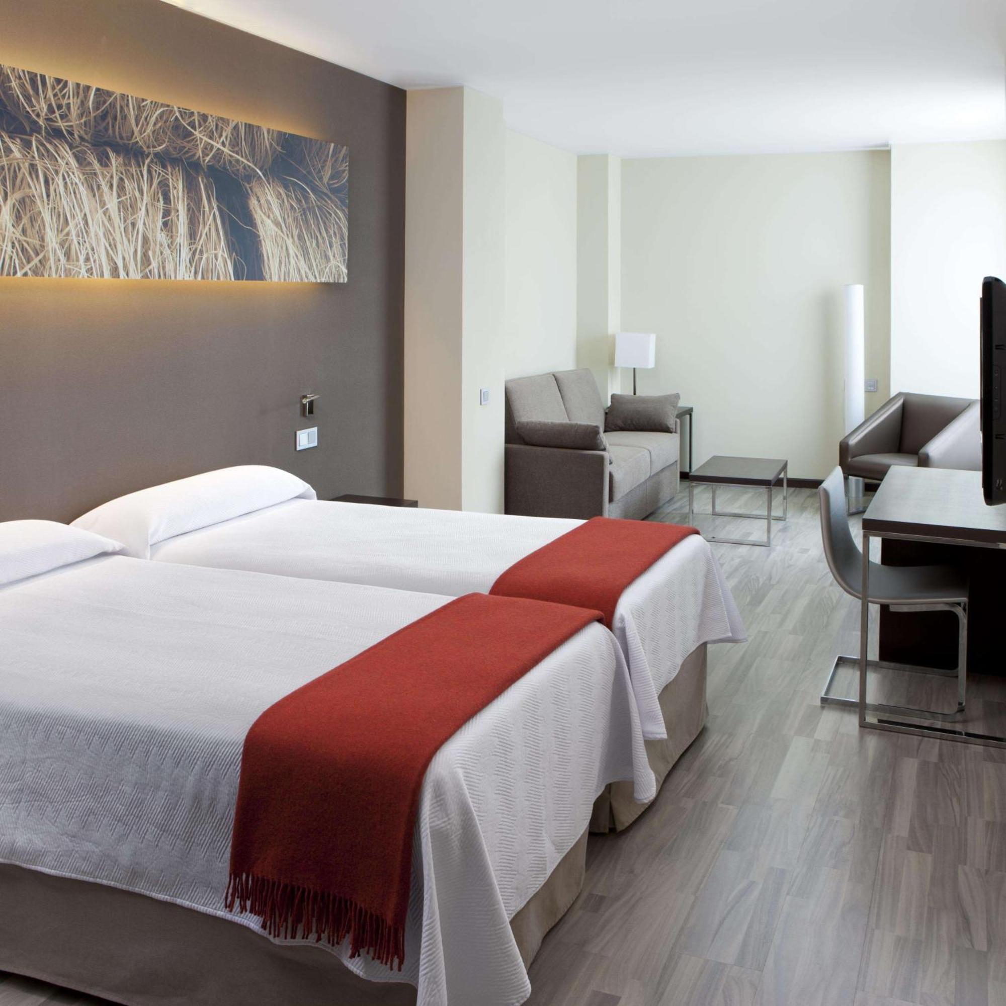 Nh Barcelona Diagonal Center Hotell Exteriör bild